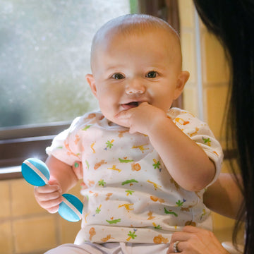 Green Sprouts Sprout Ware Dumbbell Rattle Made From Plants | Encourages Whole Learning The Healthy & Natural Way | Plant Based, Easy To Hold & Shake, Playful Rattle Sound