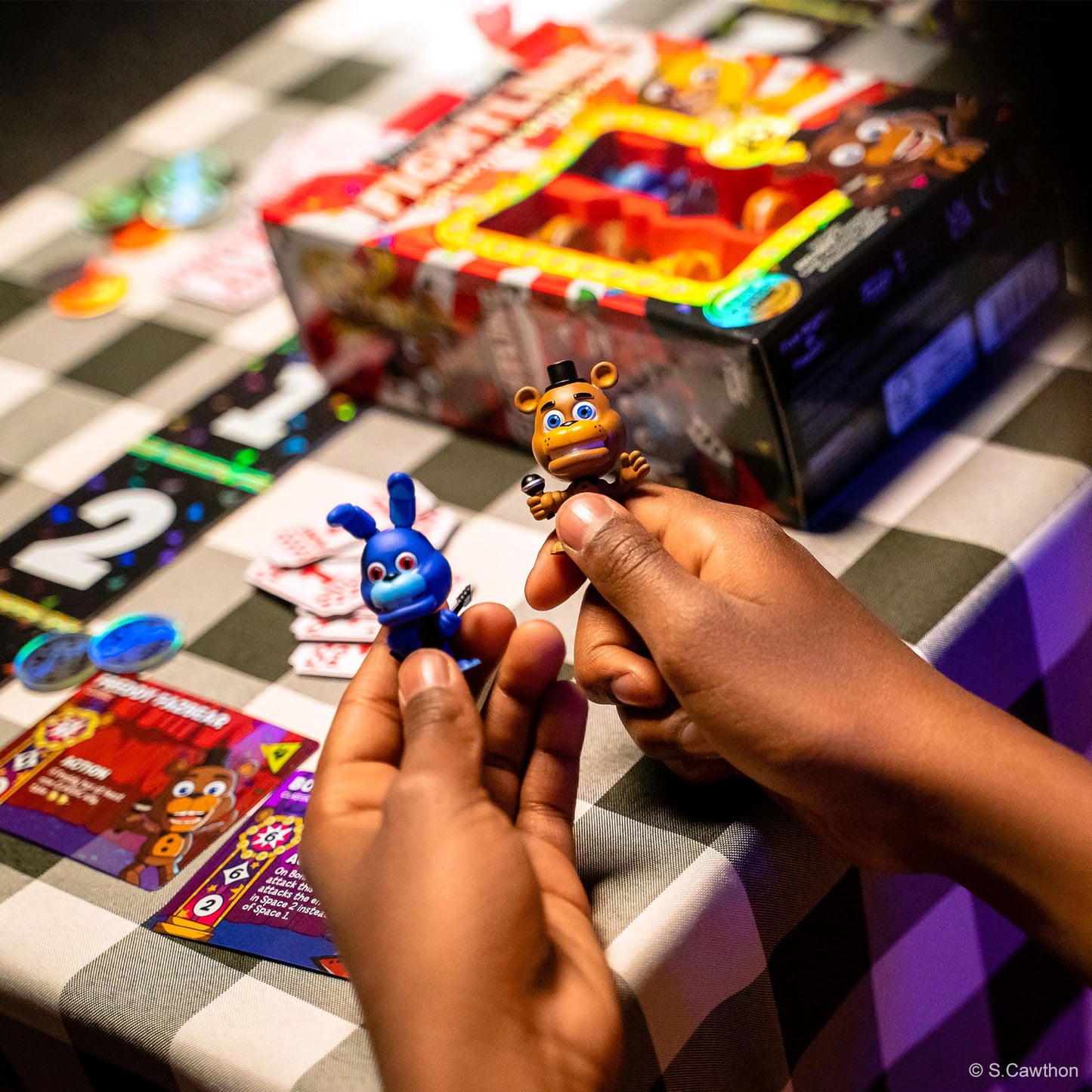 FUNKO GAMES Five Nights at Freddy's FightLine Collectible Game for 2 Players, Ages 6+, Multicolor, Model 69258, Plastic