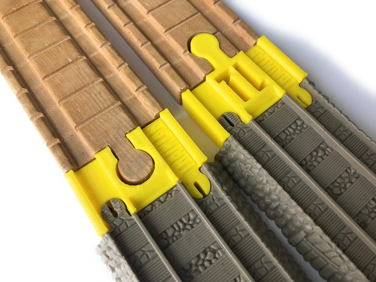 Trainlab Adapters Compatible With Trackmaster (Brown 2009) To Wooden Railway Train Tracks (2Pc) (Yellow)