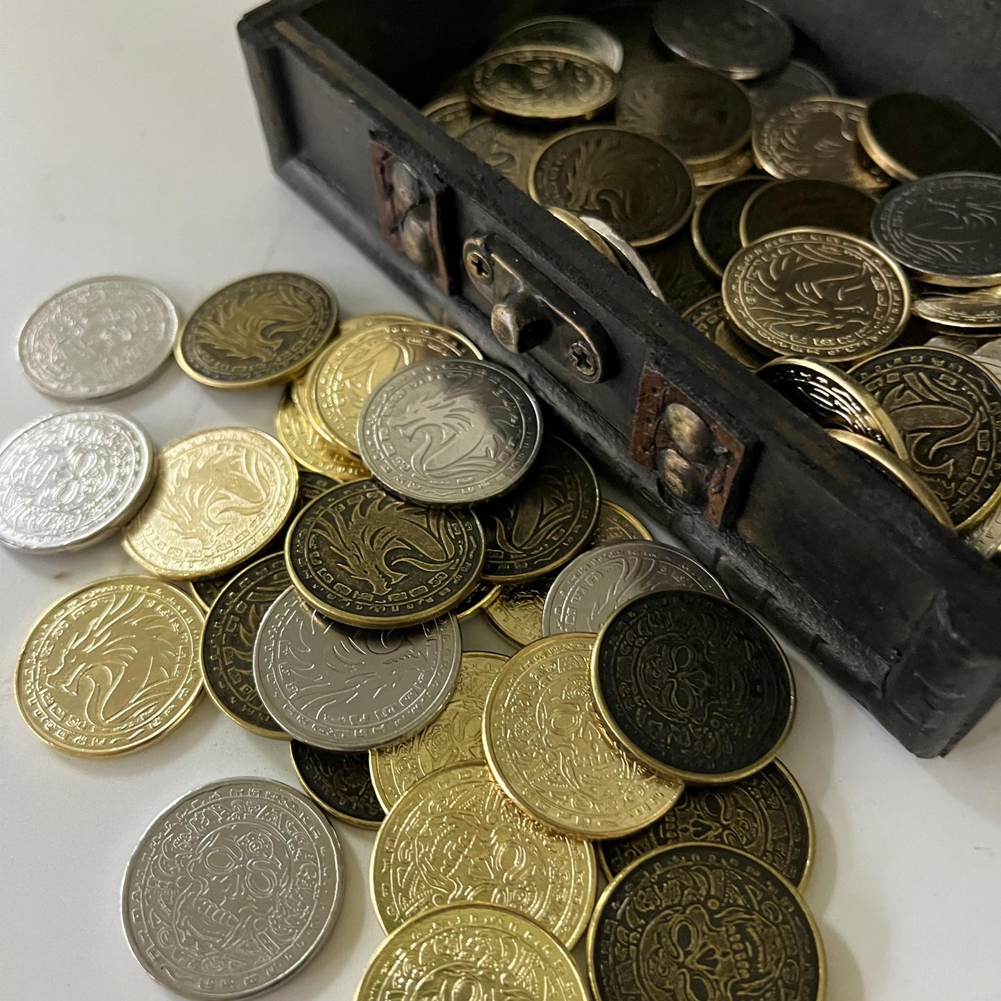Actiondrake Metal Pirate Coins, 40 Pieces Lots Of Toy Gold Coins For Tabletop Gaming, Roleplaying, Dnd Props Accessories, Treasu