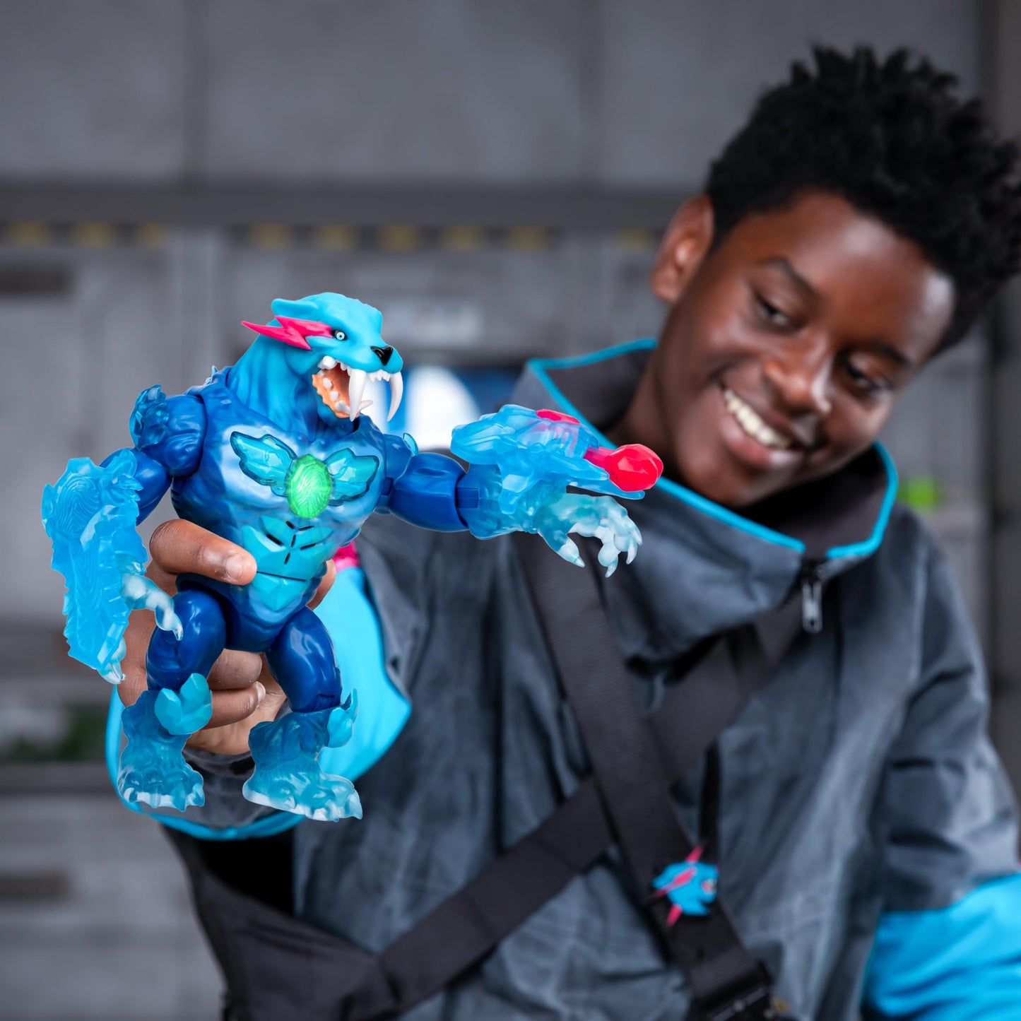 MrBeast Lab Melt The Ice to Release A Beast with The Cryo Lab Collector Figure 7inch/18cm Figure with 30+ Lights Sounds and Reactions Includes 2 2 Big Cat Figures to Collect