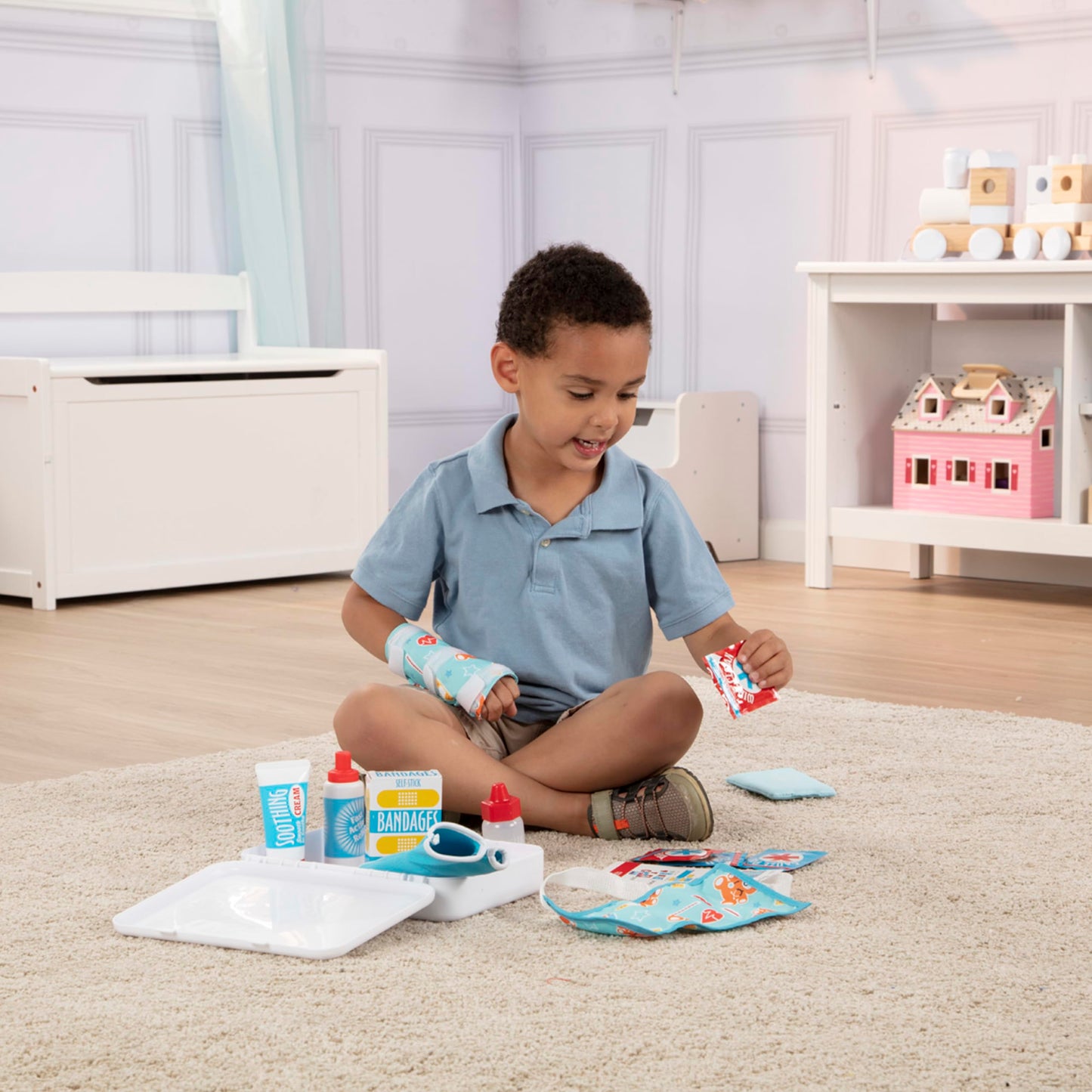 Melissa & Doug Get Well First Aid Kit Play Set - 25 Toy Pieces - Pretend Play Reusable Bandages