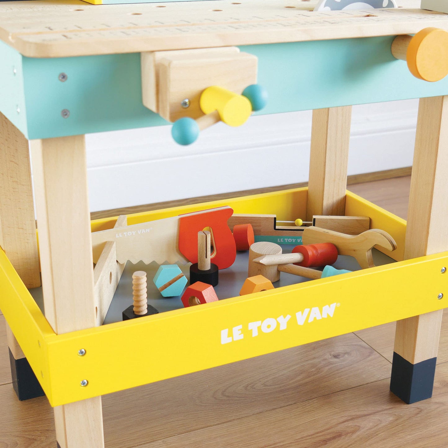 Le Toy Van Wooden Toy Work Bench Set - Large Multicoloured Educational Construction Set for 3 Year Olds+ - Model TV475