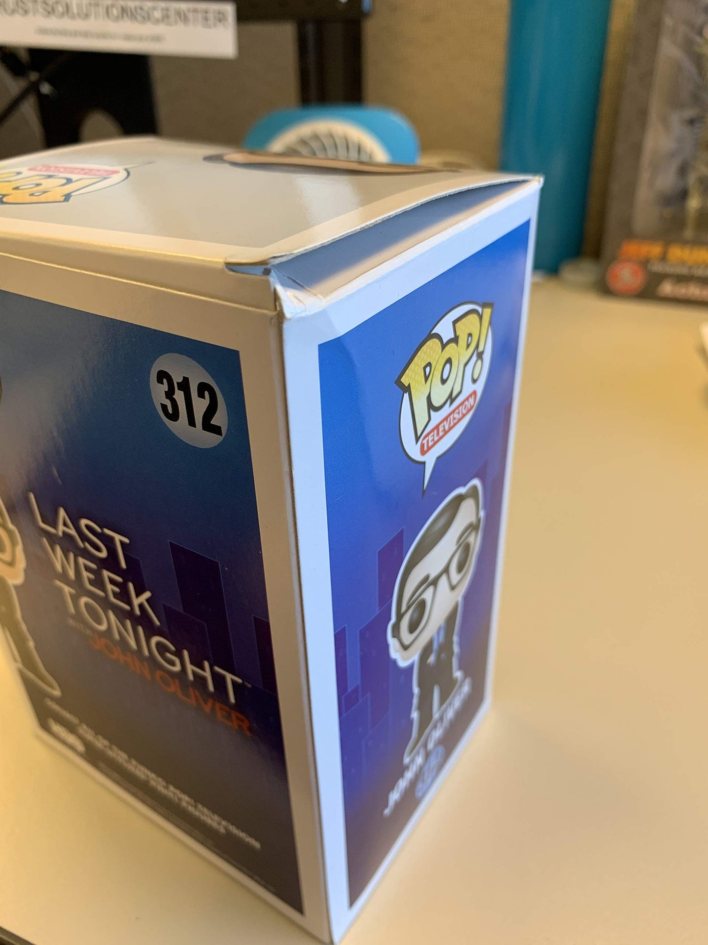 Funko Pop Tv: Last Week Tonight John Oliver Action Figure