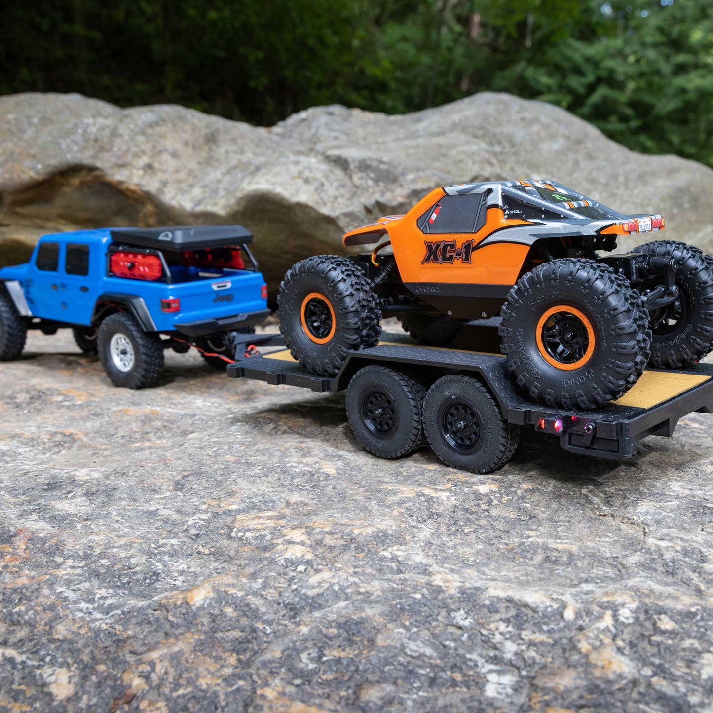 Axial SCX24 Flat Bed Vehicle Trailer with LED Taillights:1/24th, AXI00009