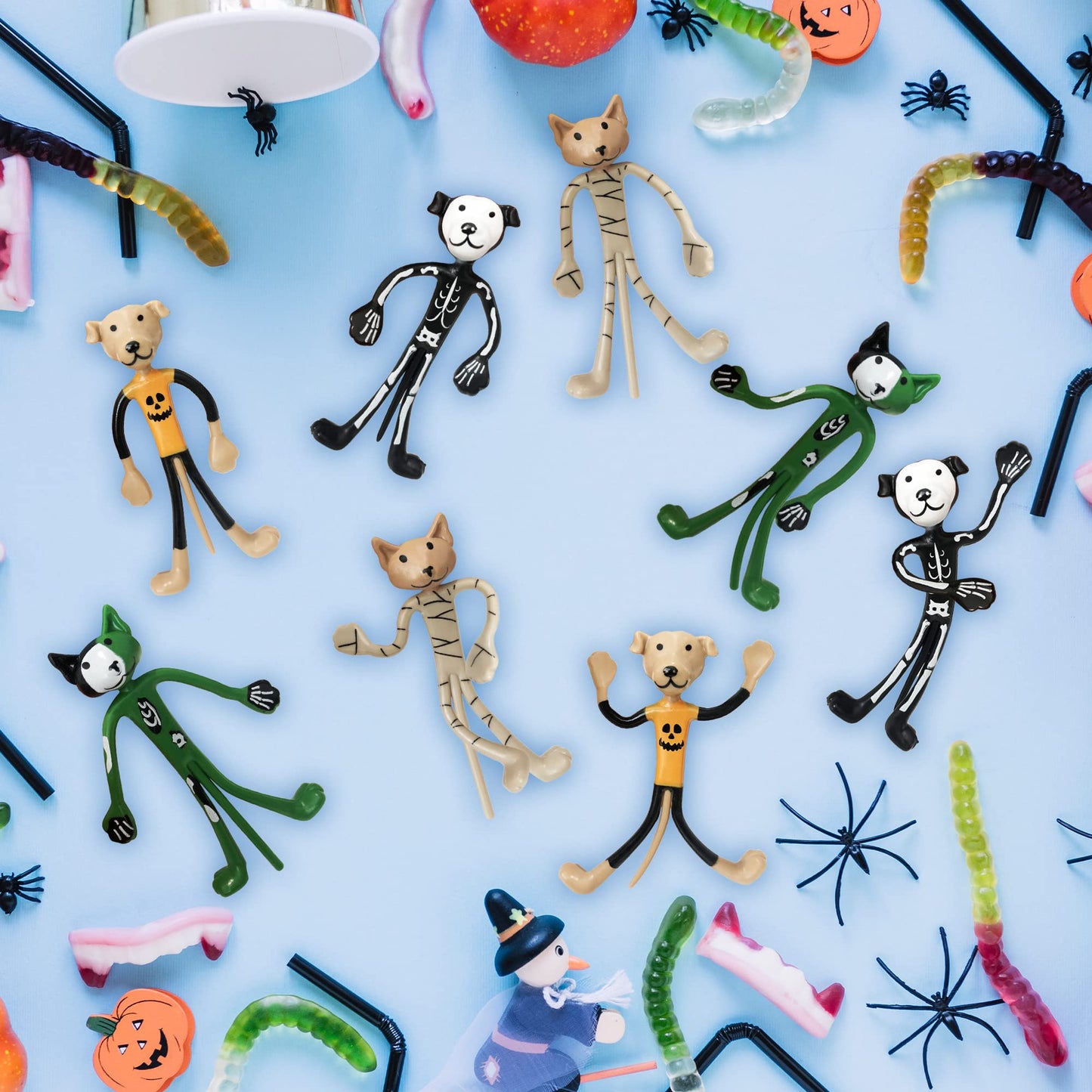 Artcreativity Halloween Bendable Figures, Set Of 12, 3D Halloween Themed Dogs And Cats In 4 Different Designs, Stress Relief Toys For Boys And Girls, And Non-Candy Trick Or Treat Supplies