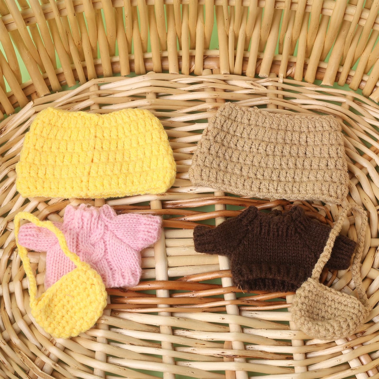 17cm Clothes Set(NO Doll) Cute Hat & Unique Sweater Dress-up Set Handmade Clothing Designed for 17cm Doll.(Sweater(Brown))