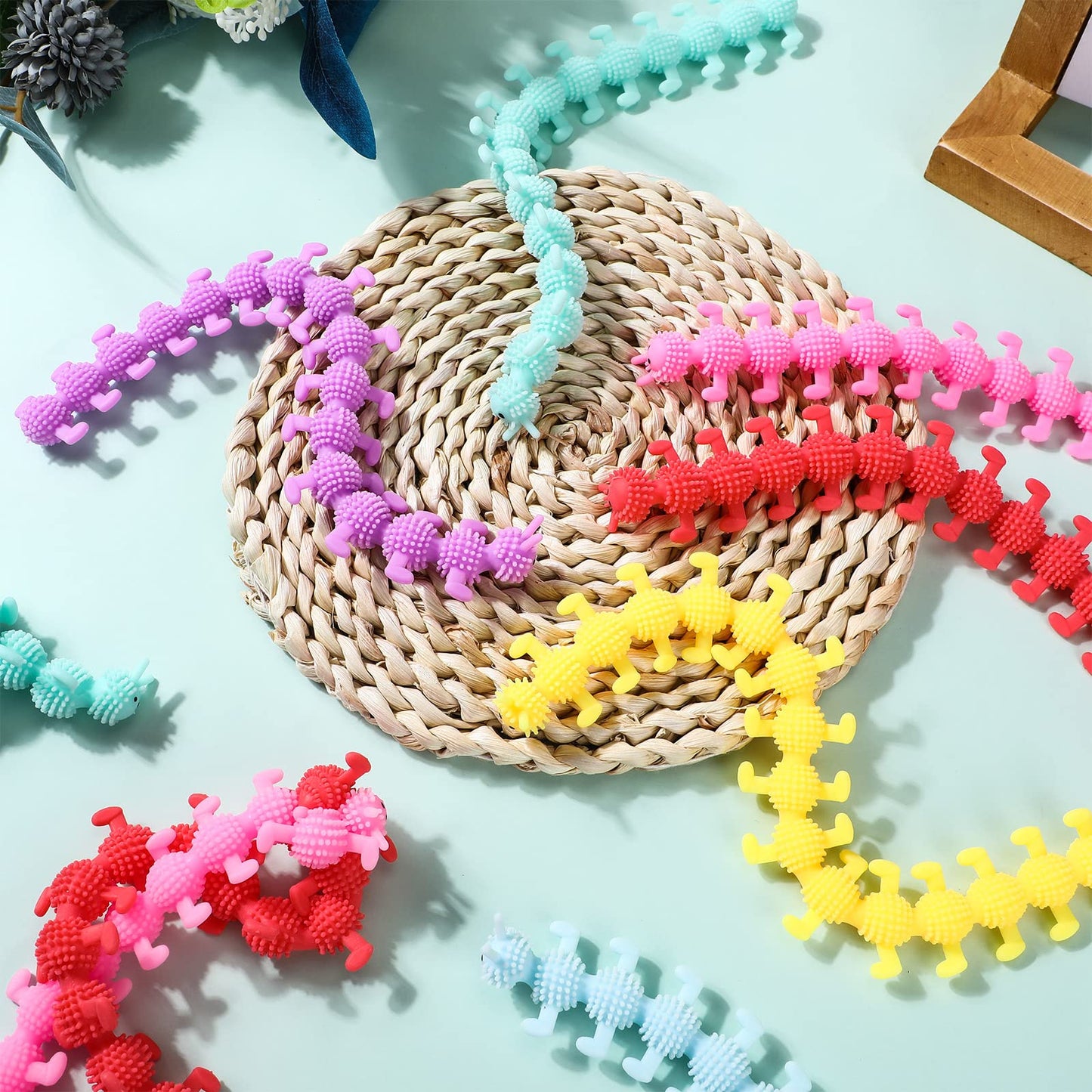 Chivao Bulk Stretchy String Fidget Toys Animal Sensory Toys Pack Worm Sensory Stress Fidget Toys For Adults Stress Anxiety Relieve Relaxing Party Favors(50 Pack, Worm Style)