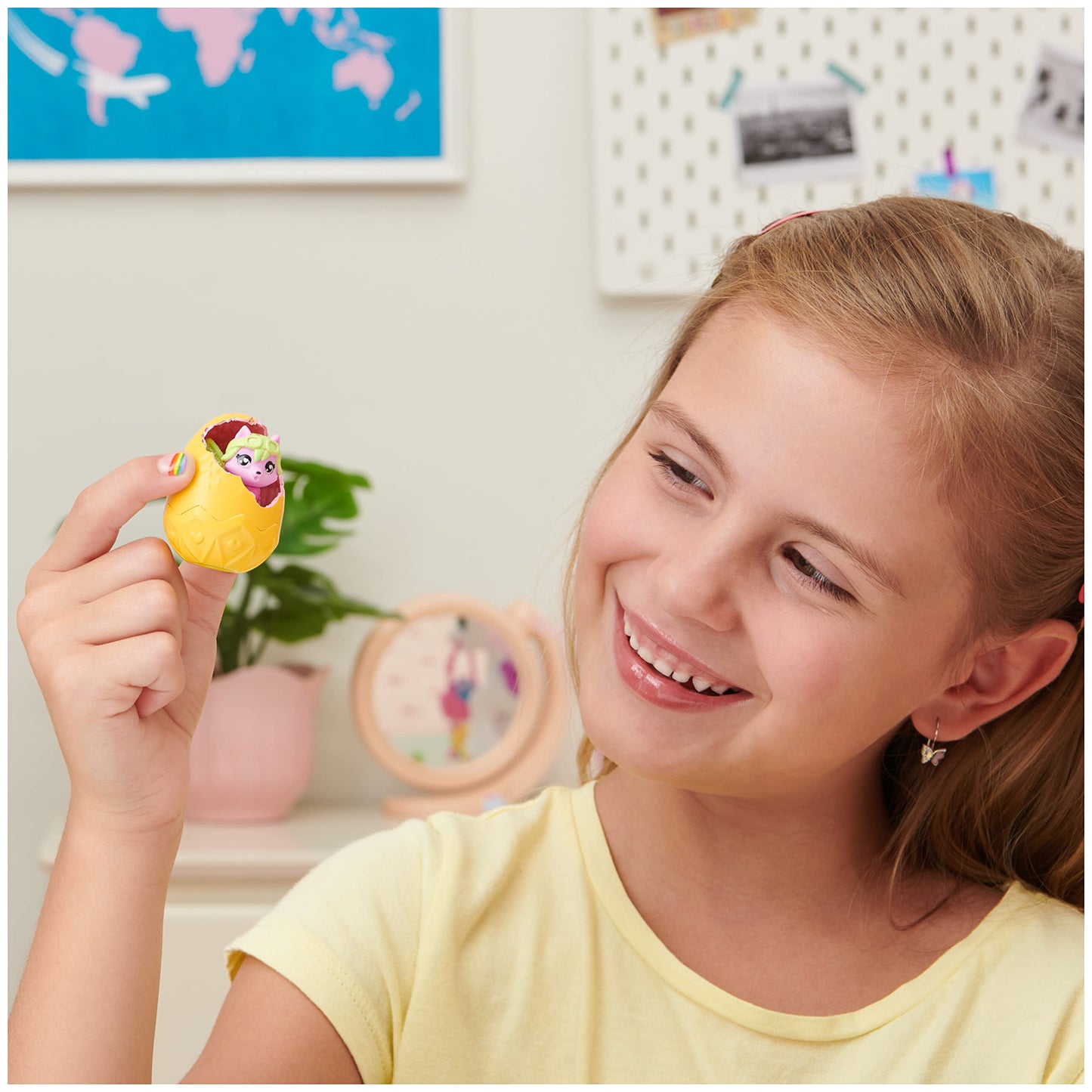 Hatchimals o CollEGGtibles Surprise Mystery Egg Toy for Girls - Collectible Rainbow-Cation Hatch 1 Little Kid or Twin Babies - Stocking Stuffer Christmas Birthday Gifts for Kids Age 5+