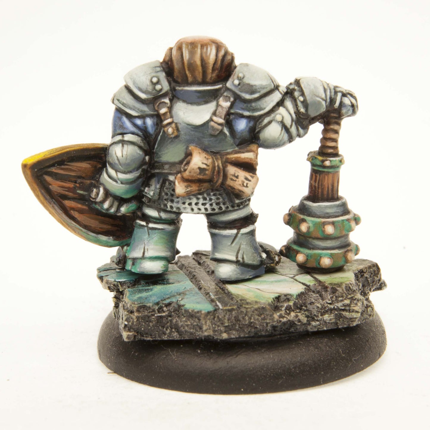 Stonehaven Dwarf Paladin Miniature Figure (for 28mm Scale Table Top War Games) - Made in USA