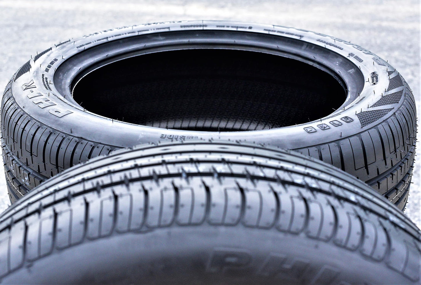 Accelera Phi-R All-Season High Performance Radial Tire-205/40R18 205/40Zr18 205/40/18 205/40-18 86Y Load Range Xl 4-Ply Bsw Blac