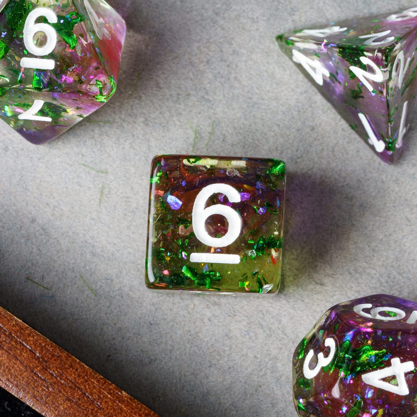 HDdais DND Dice Set, 7PCS Polyhedral Dice Set Filled with Green Foil for Dungeons and Dragons, D&D Dice for Role Playing Game an