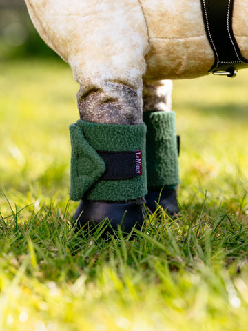 LeMieux Toy Pony Bandages for Toy Pony - Fleece - Simple Fastening - Suitable for Ages 3 Years + - Hunter Green