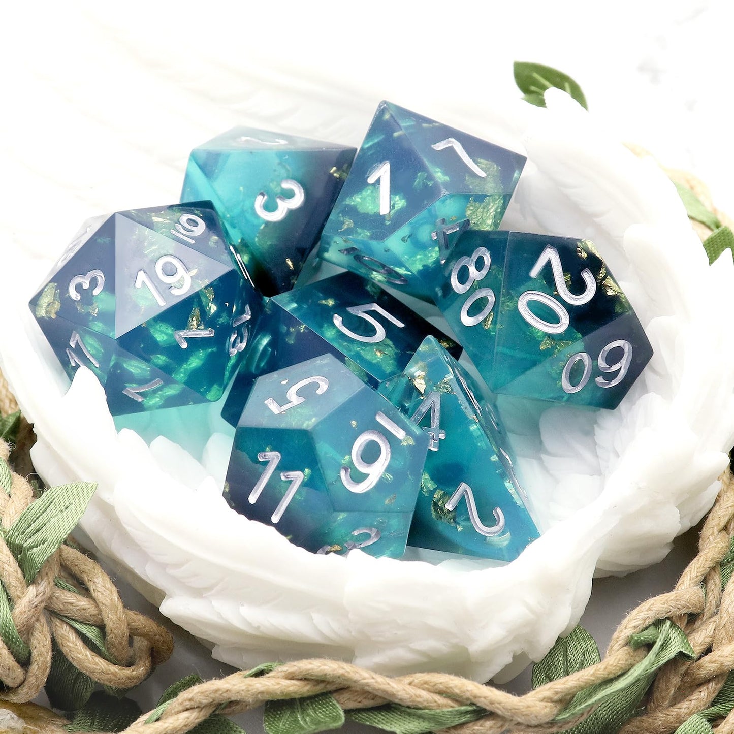 PJOY DND Sharp Edged Dice Set, 7pcs Blue and Black Resin DND Dice Set D&D Polyhedral Dice with Dice Case for Role Playing Dice G