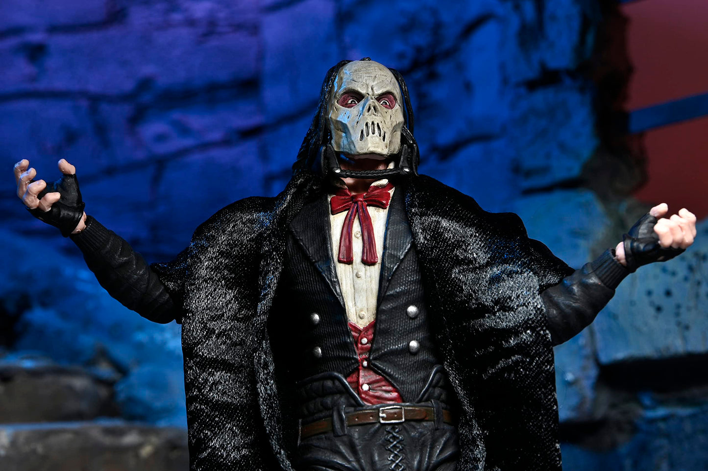 Neca Universal Monsters X Teenage Mutant Ninja Turtles - 7' Scale Action Figure - Ultimate Casey As Phantom Of The Opera