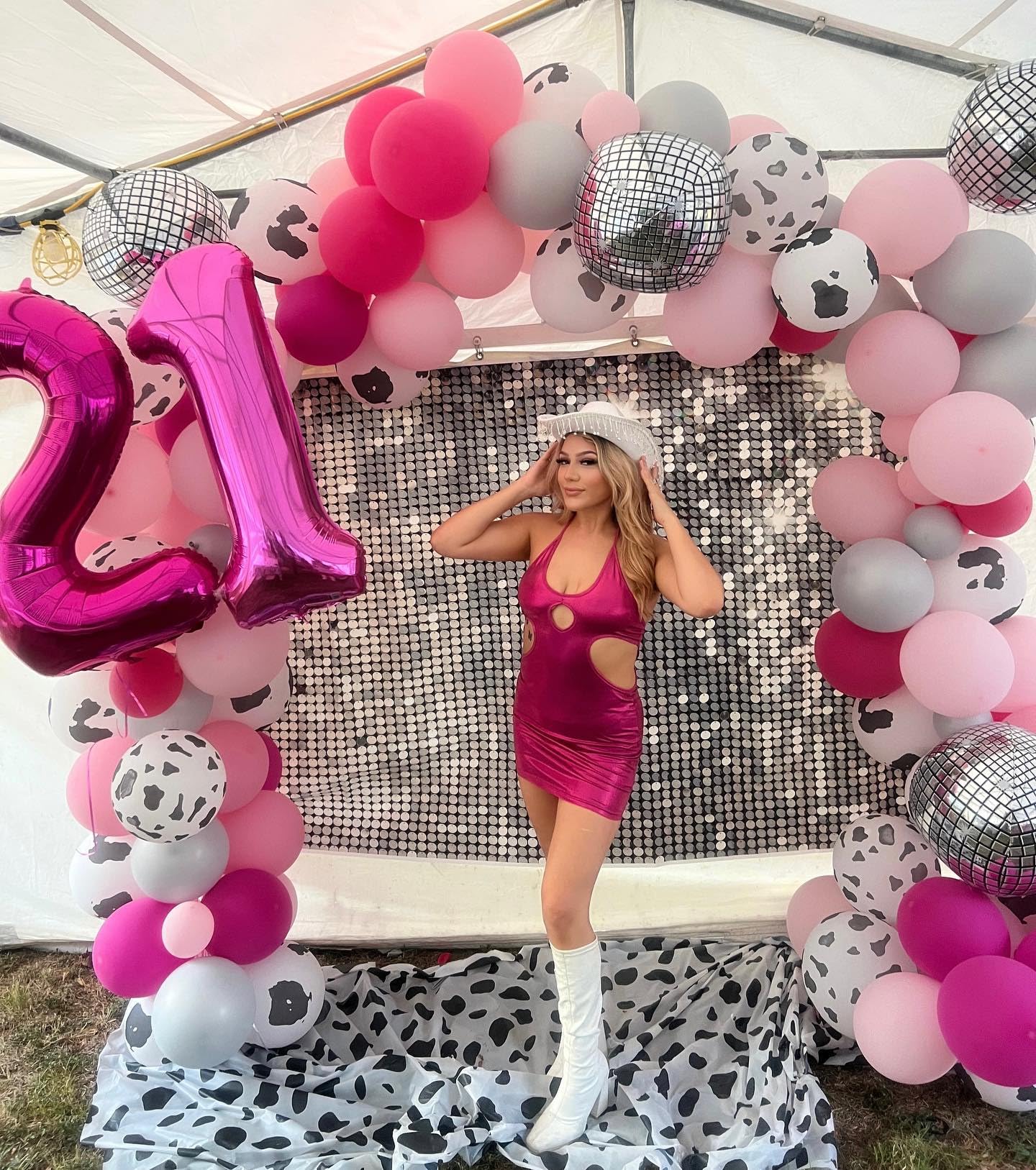 40 Inch Hot Pink 1 Balloon For First Birthday, 1St Number Balloons Birthday Decorations For Girl Kids Toddler Baby, One Giant Nu
