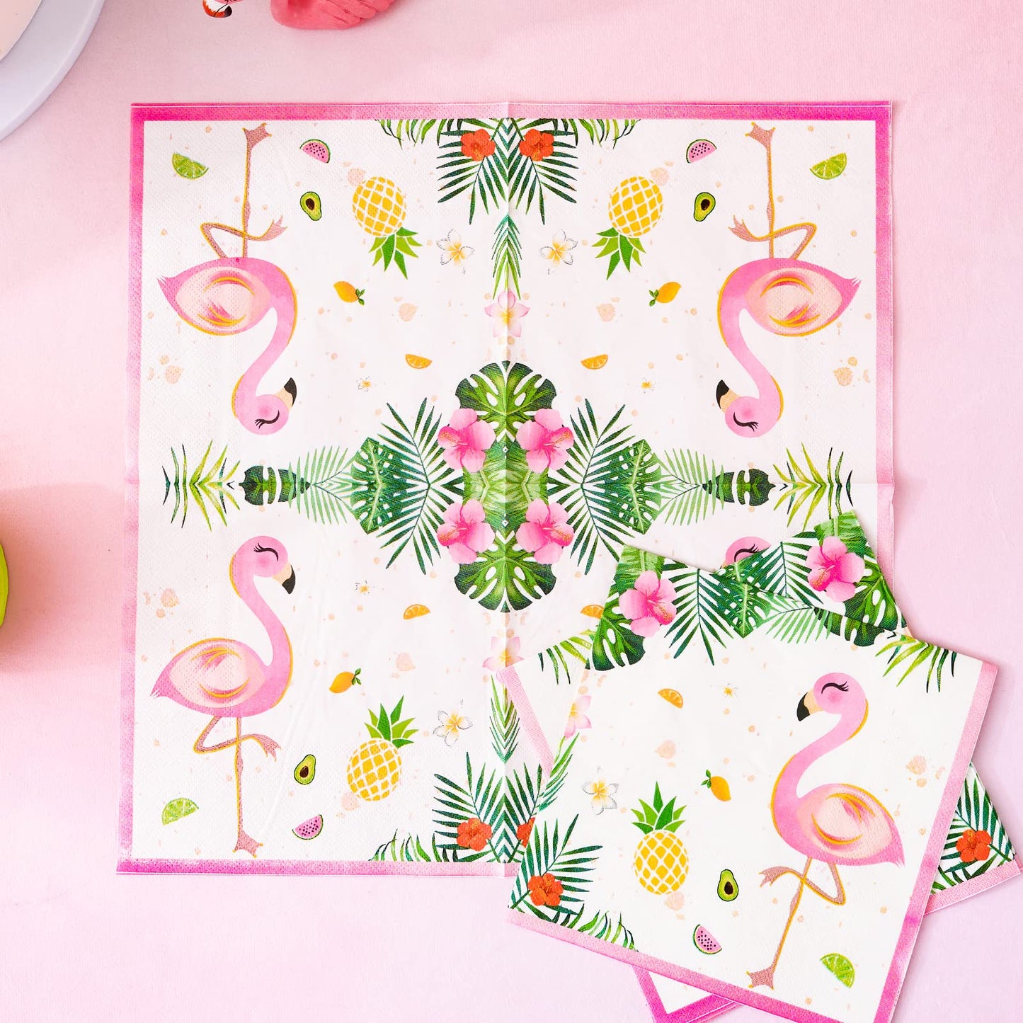 Wernnsai 50Pcs Flamingo Party Napkins - Pink Tropical Luau Party Supplies 3-Ply Kids Birthday Flamingo Paper Napkins Disposable Hawaiian Dinner Napkins For Girl Birthday Pool Tea Party Decorations