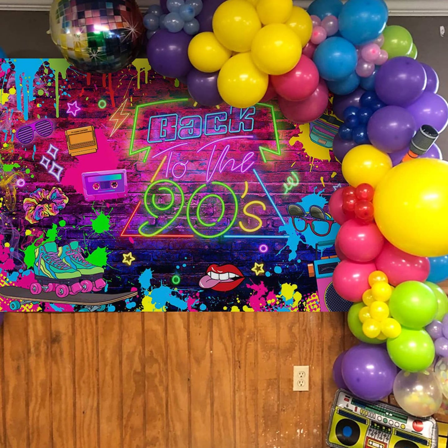 Mocsicka 90s Party Decorations Back to 90s Banner 90s Backdrop Hip Hop Graffiti Background 1990s Party Decorations Backdrop f
