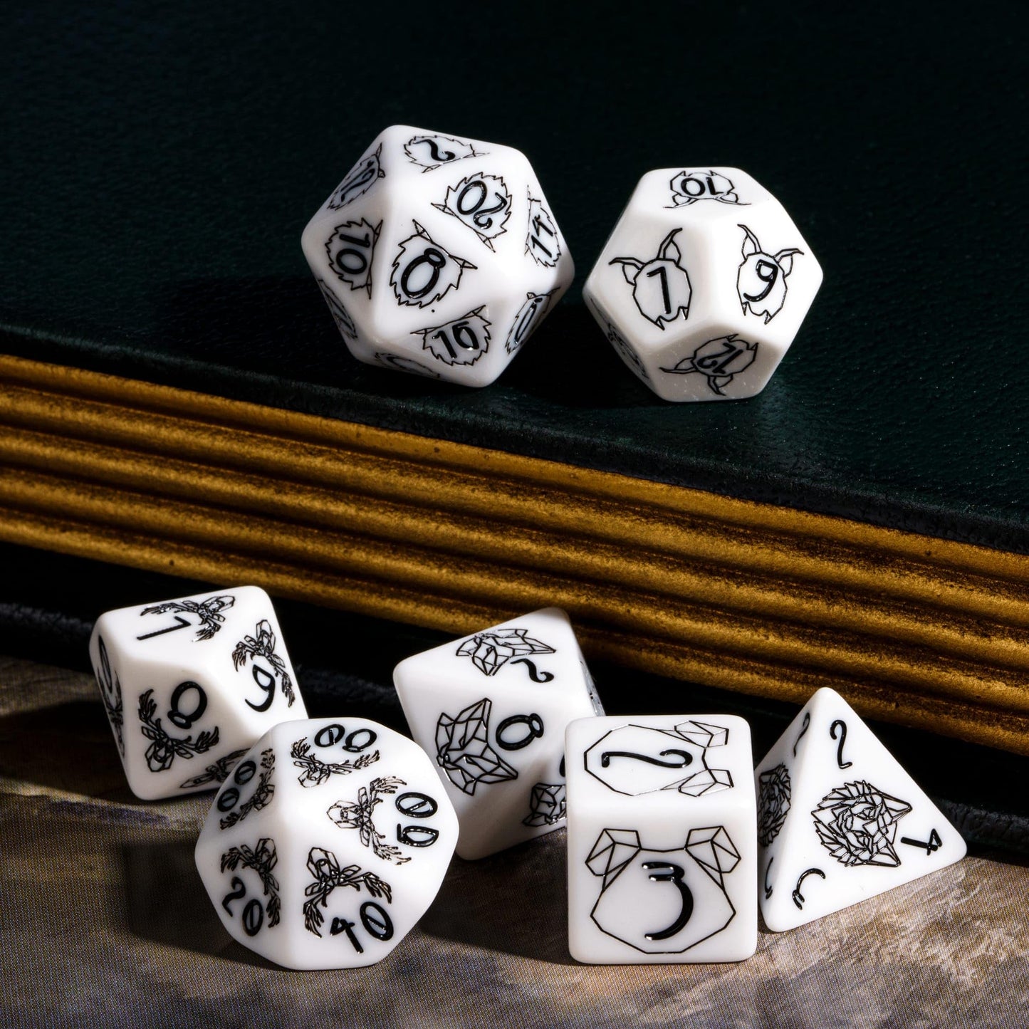 HDdais DND Dice Set, 7PCS Polyhedral Dice Set with Beast Pattern for Dungeons and Dragons, White D&D Dice for Role Playing Game