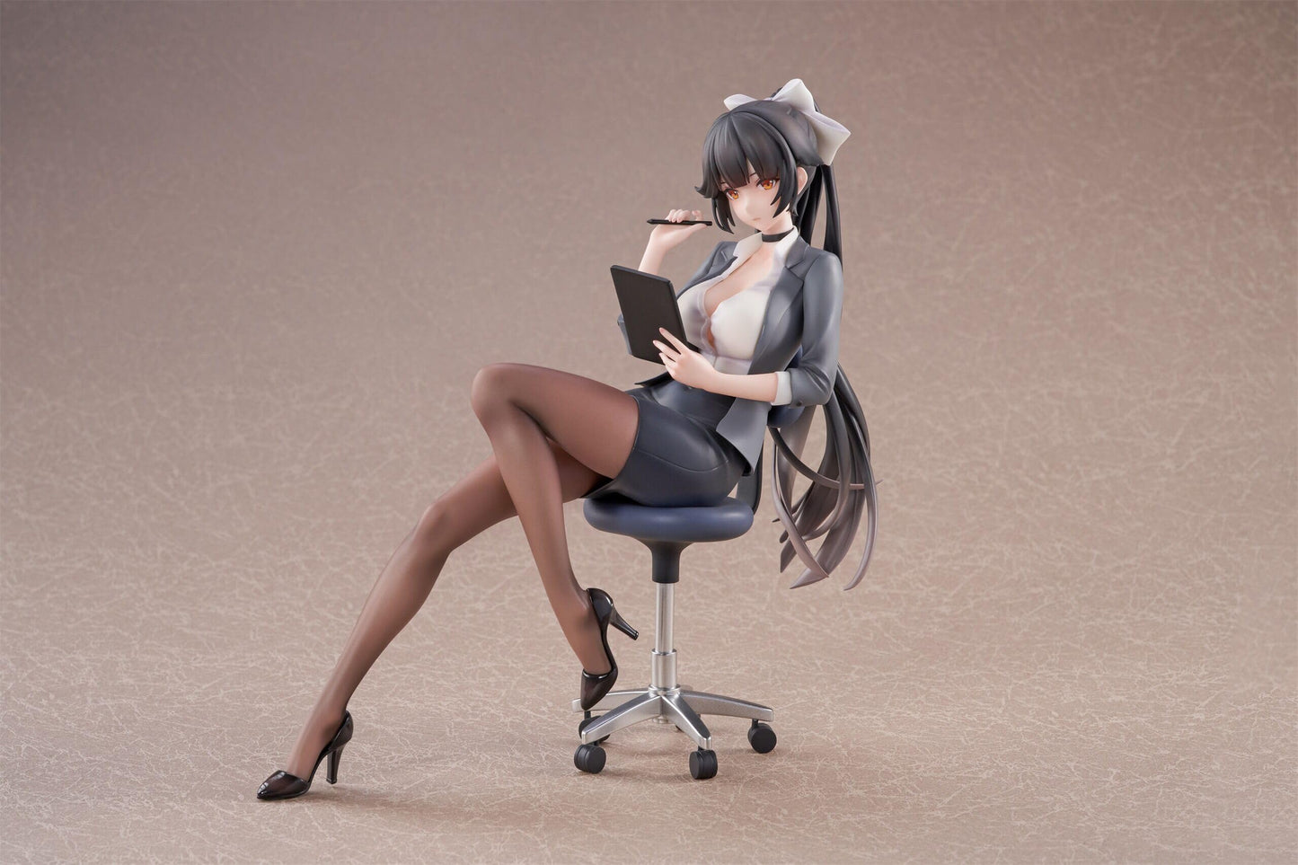 Anigame Azur Lane Kaohsiung OL Ver. Total Height: Approx. 7.1 inches (180 mm) (not including pedestal), PVC, ABS, 1/6 Painted Co