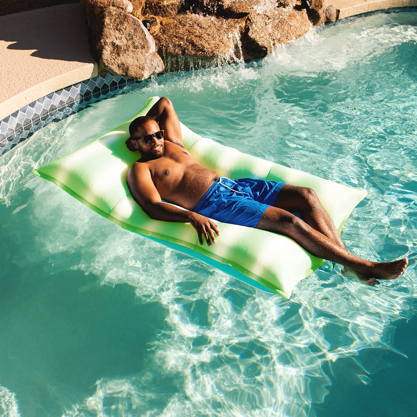 Big Joe Lagoon Lounger No Inflation Needed Pool Float, Rolling Wave Lime Double Sided Mesh, Quick Draining Fabric, 5 Feet Giant