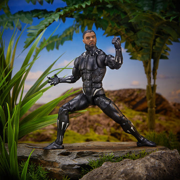 Marvel Black Panther Legends Series Action Figure, 6" Black, Plastic, Model E1572