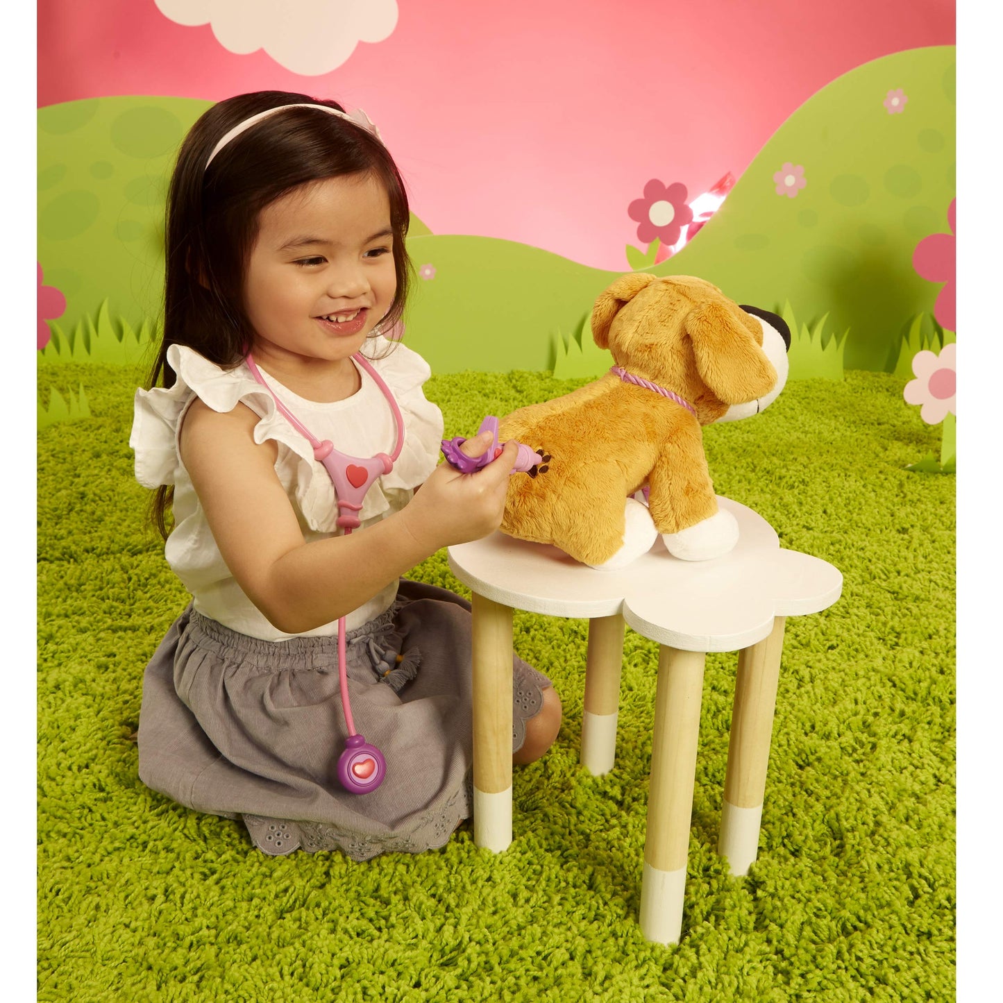 Little Tikes Make Me Better Mitts Plush Interactive Pet from Lilly Tikes for Kids Ages 3 Years and Up