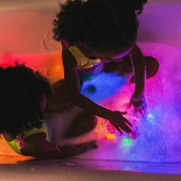 New Glo Pals Sammy Water-Activated Bath Toy With 6 Reusable Light-Up Cubes For Sensory Play