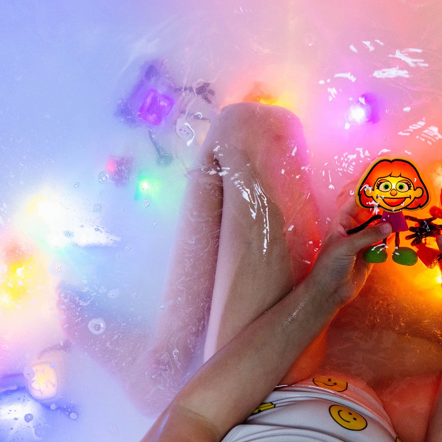 Glo Pals X Sesame Street Water-Activated Bath Toy With 6 Reusable Light-Up Cubes For Sensory Play (Julia, Cubes With Character)