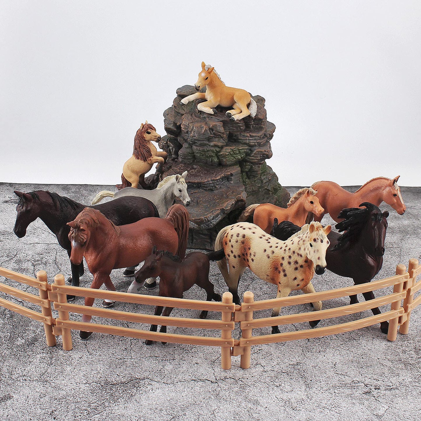 Lc Joycre 10Pcs 5-6 Inch Big Realistic Horses Club Trakehner Foal Clydesdale Horse Figurine Hanoverian Foal Figure Morgan Horse