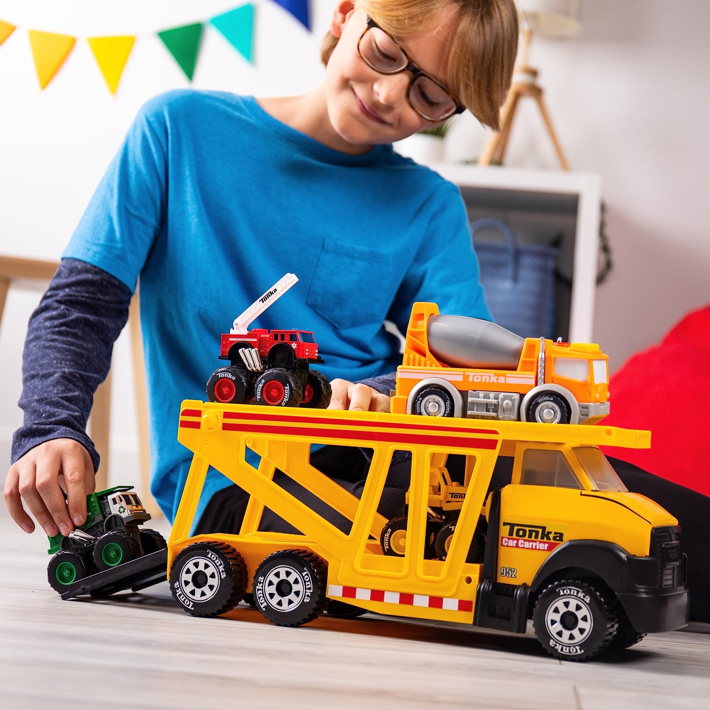 Tonka Steel Classics, Classic Car Carrier - Made with Steel and Sturdy Plastic, Yellow Friction Powered, Boys and Girls, Toddler