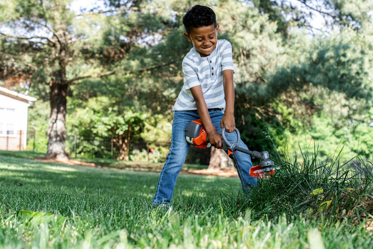 Husqvarna 585729104 Toy Trimmer And Toy Weed Eater With Realistic Sounds And Light-Up Trimmer Line For Kids Ages 3 And Up