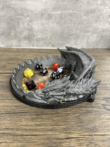MunnyGrubbers - Dragon's Hoard Dice Tray - V2 - (Random 7pc D20 Dice Included) - Dice Jail - Dice Holder - Neoprene Rolling Mat