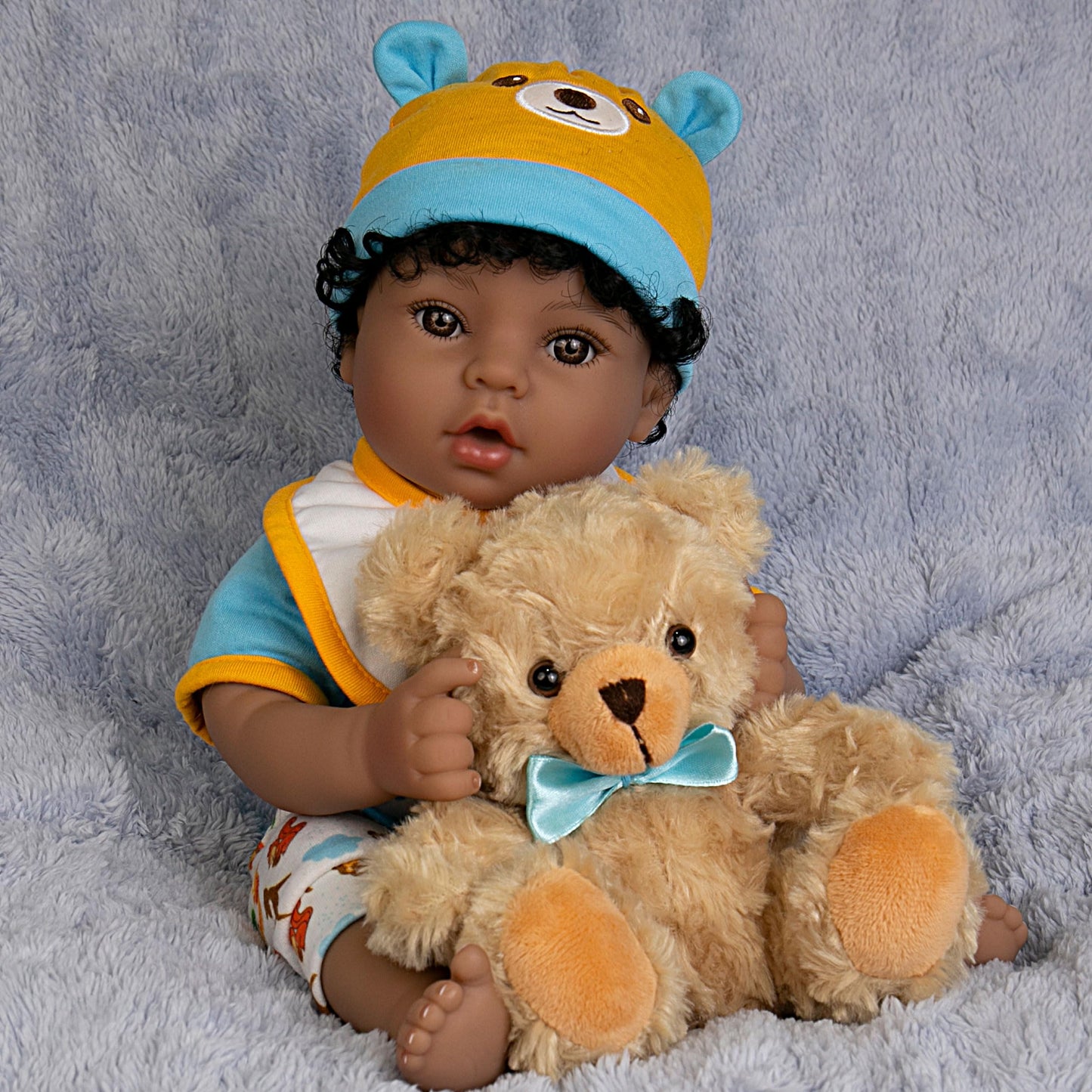 Ekokiz Lifelike Reborn Baby Doll 18-Inch American African Baby Boy Newborn Baby Doll Soft Cloth Body Real Life Baby Dolls For Ki