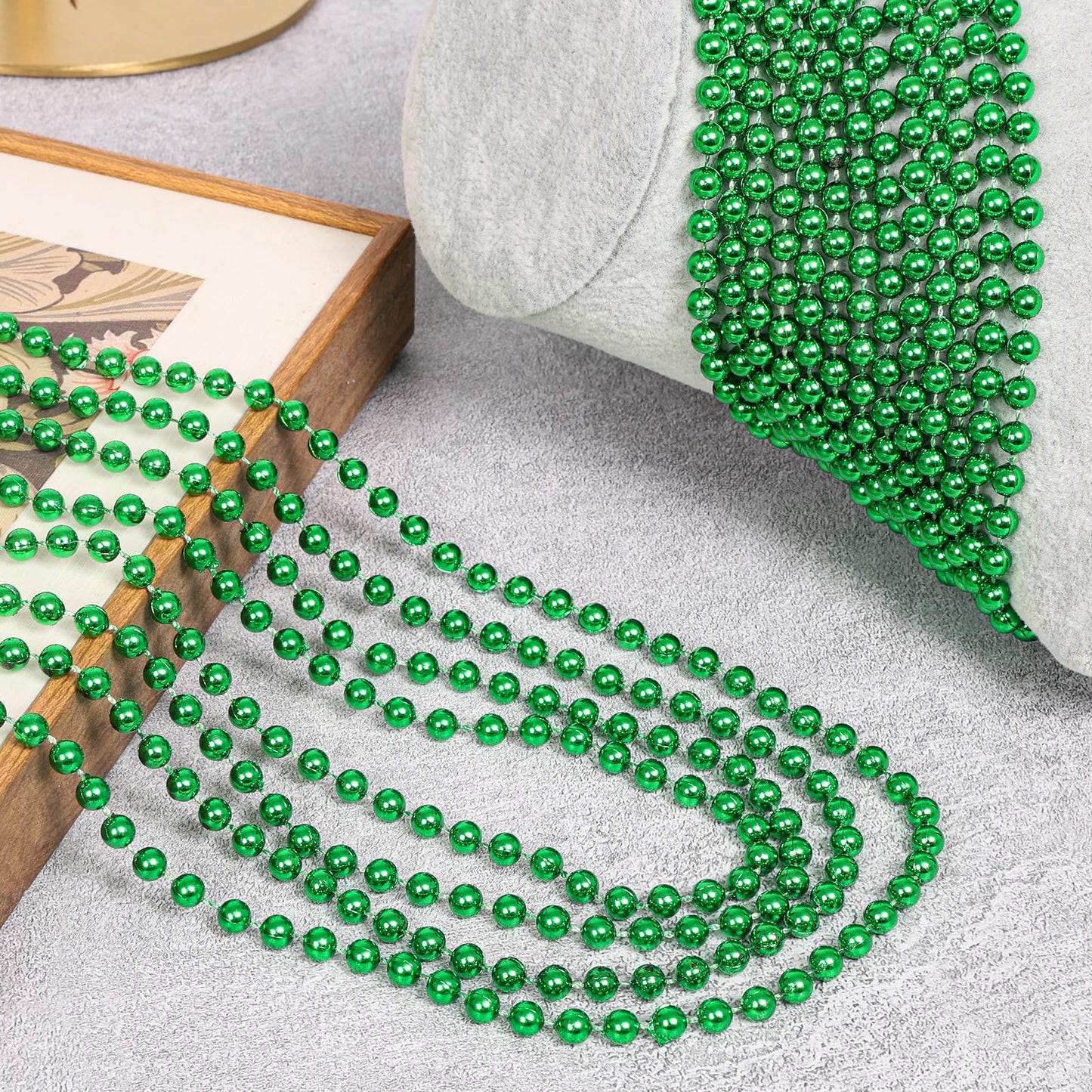 Biubumtu 30Pcs St Patricks Day Accessories, Green St. Patricks Day Beads Necklace, 33'' Round Beads Irish Saint Patricks Necklac
