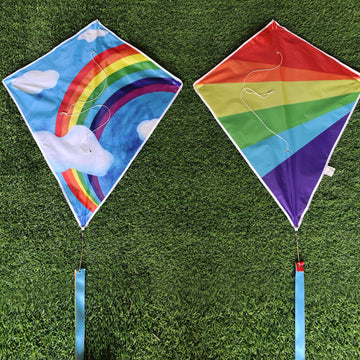 Kaiciuss 2 Pack Diamond Rainbow Kites for Kids, Beach Kite for Boys and Girls, Easy Flying for Toddlers and Beginners, Comes wit
