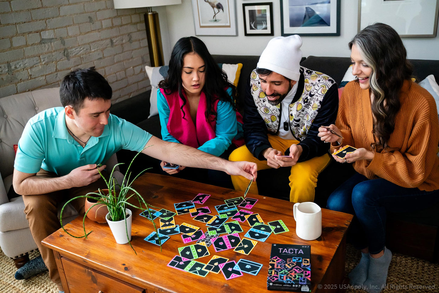 USAOPOLY TACTA Card Game, Fast-Paced Strategic Shape Matching Party Game for All Ages, Connect, Cover & Conquer to Win - Unique