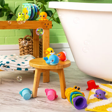 Bright Starts Splash, Splash Baby 15pc Bath Set - Waterproof Book, Rubber Ducky, Animal Toys and Stacking Cups, Unisex, 6 Months