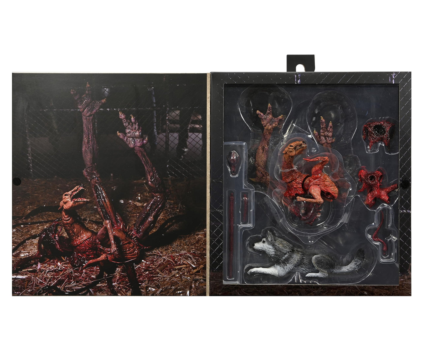 Neca - The Thing Deluxe Ultimate Dog Creature 7' Scale Action Figure
