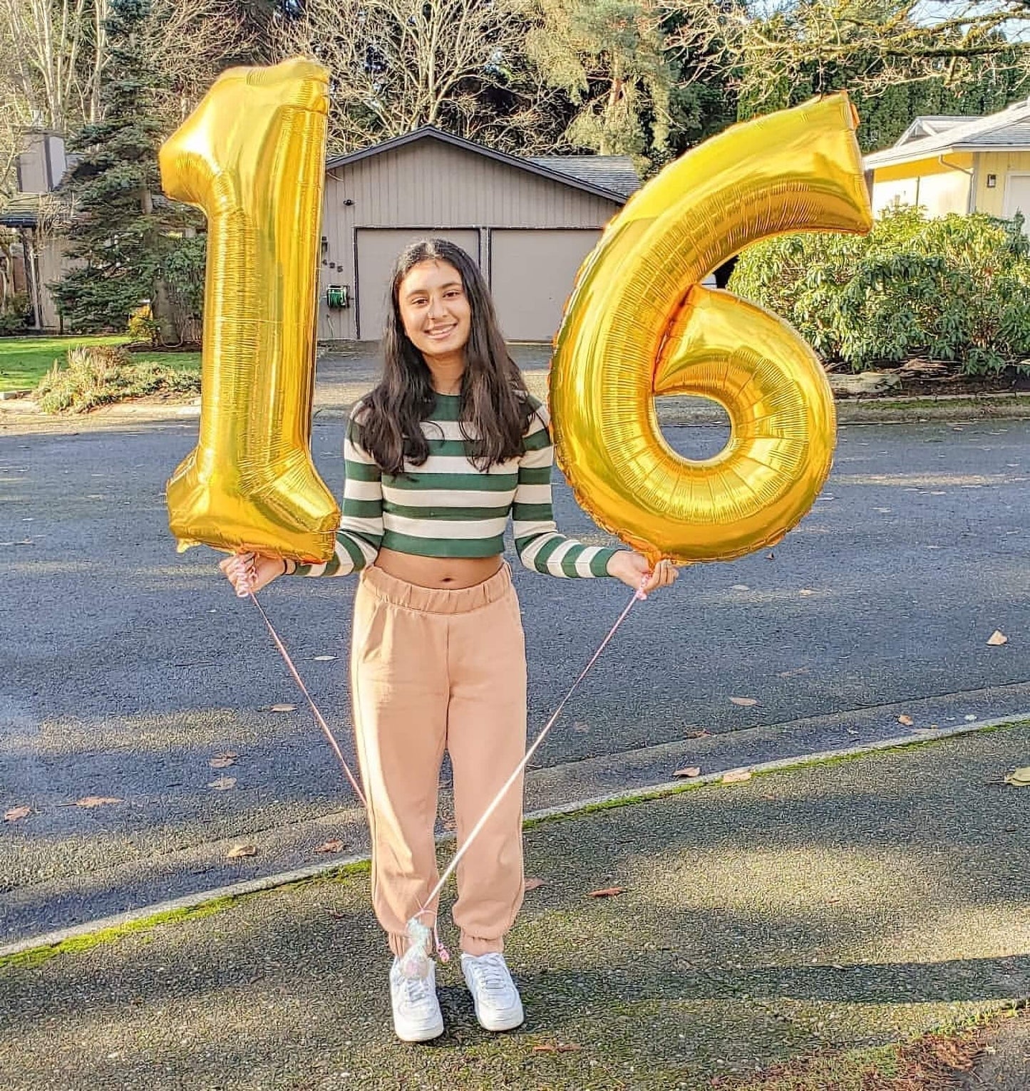 LHOAVWE 40 Inch Gold 14 Number Balloons - Aluminum Birthday Party Decorations