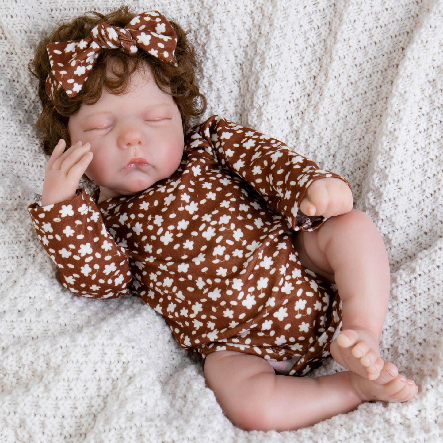 EKOKIZ Real Life Baby Dolls Girl 20-Inch Adorable Reborn Baby Dolls Soft Body Realistic Baby Doll Handmade Cloth Body Lifelike B