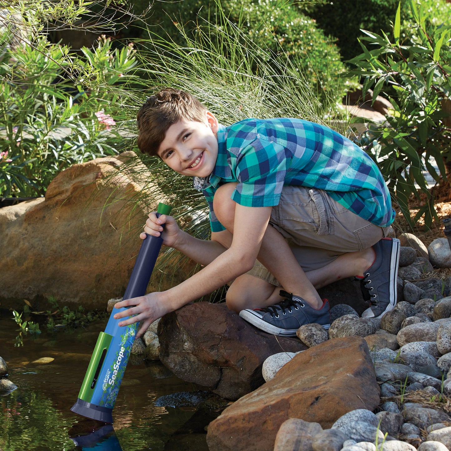 Educational Insights Geosafari Seascope, Explore Underwater Without Getting Wet, Includes Magnifier & Led Flashlight, Ages 8+