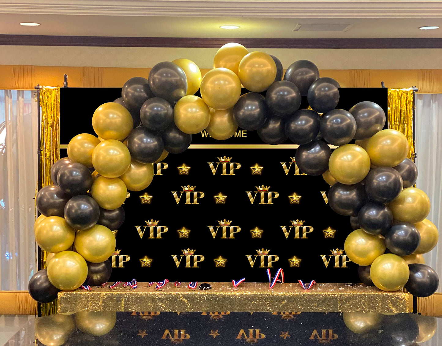BAIFNEZ VIP Photography Backdrop Black Gold VIP Party Photo Banner Graduation Prom Backdrop 7x5FT Red Carpet Event Birthday Part