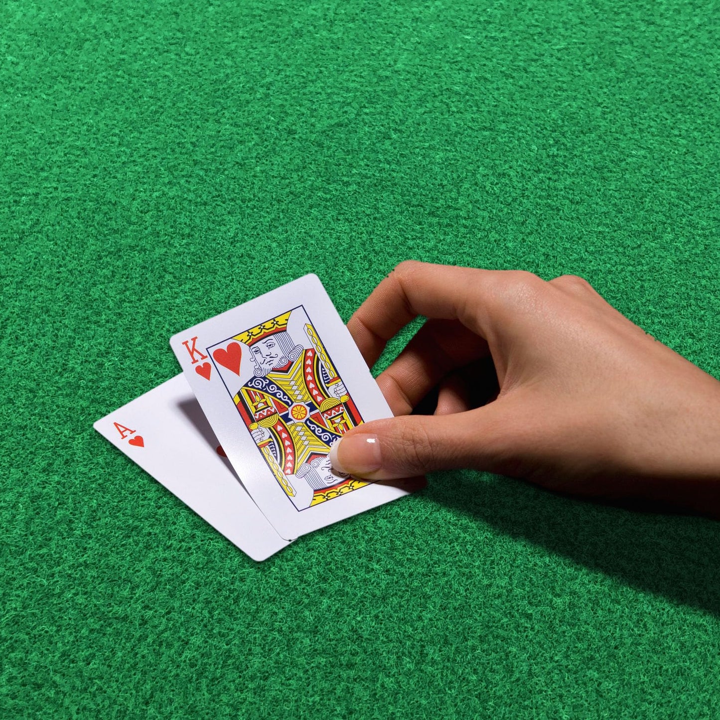 CAIT CHAPMAN HOME COLLECTION Felt Game Table Cover Fitting 35-50 Diameter Round, Hexagon or Octagonal Tables (Fitting 35-50 Tabl