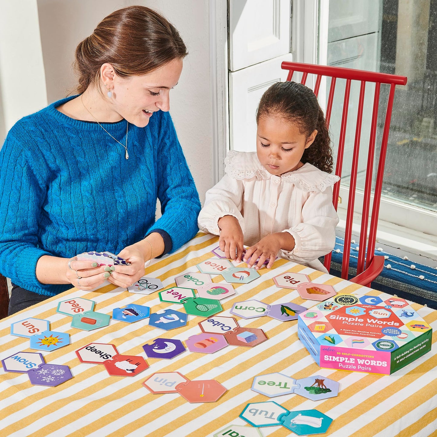 Eeboo: Hexagon Puzzle Pairs - Simple Words - 33 Pairs, Match Pictures To Letters, A Pre-Reading Activity, Educational Preschool Learning, Kids Ages 3+
