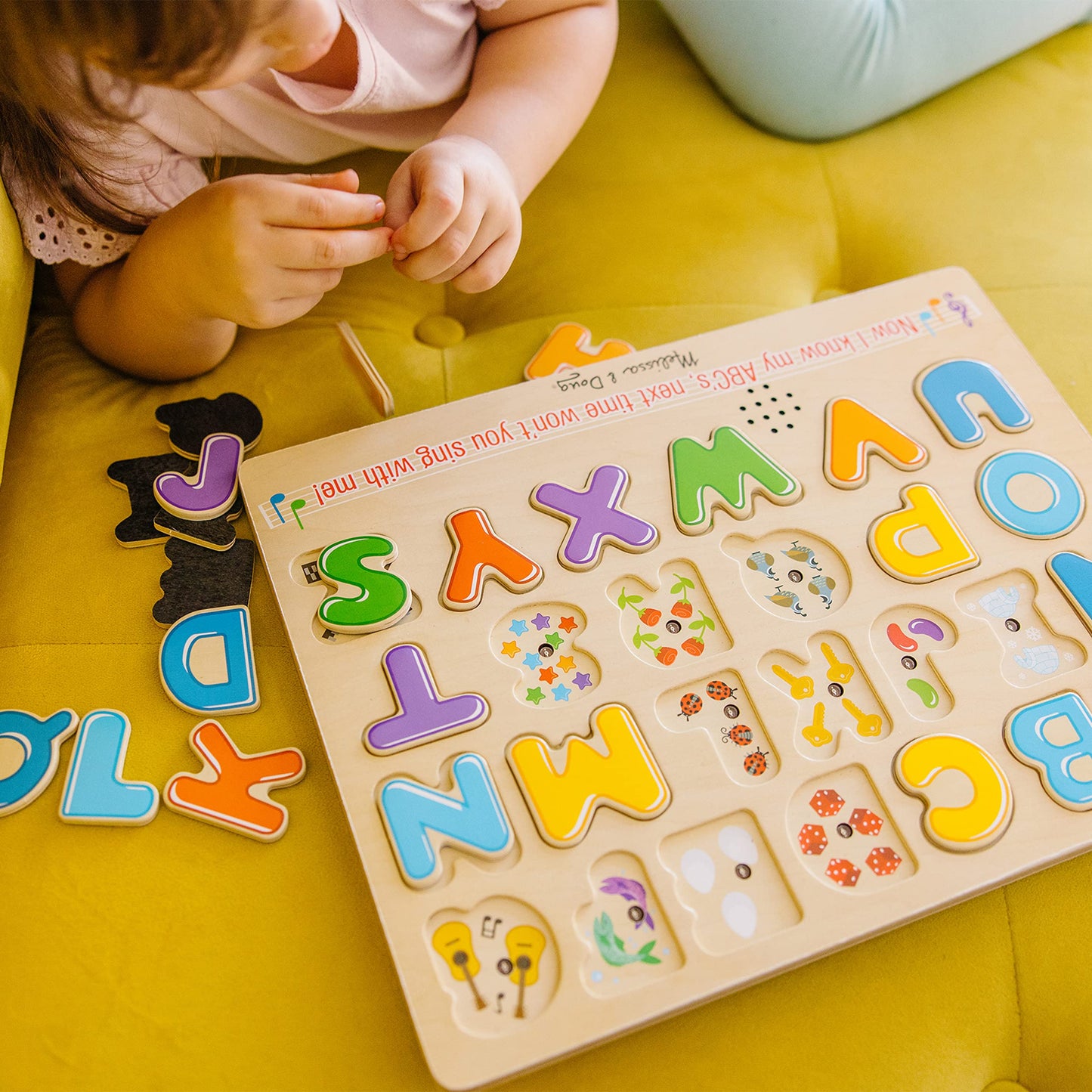 Melissa & Doug Wooden Alphabet Sound Puzzle - Wooden Puzzle With Sound Effects (26 Pcs)