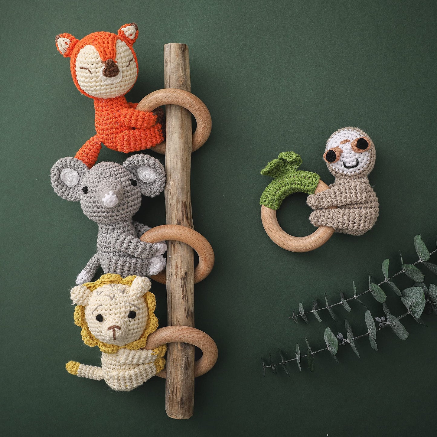 Wooden Teether Crochet Baby Rattle, Crochet Baby Toys, Organic Wooden Newborn Toys, Newborn Animal Rattle Toys,Knitted Stuffed A