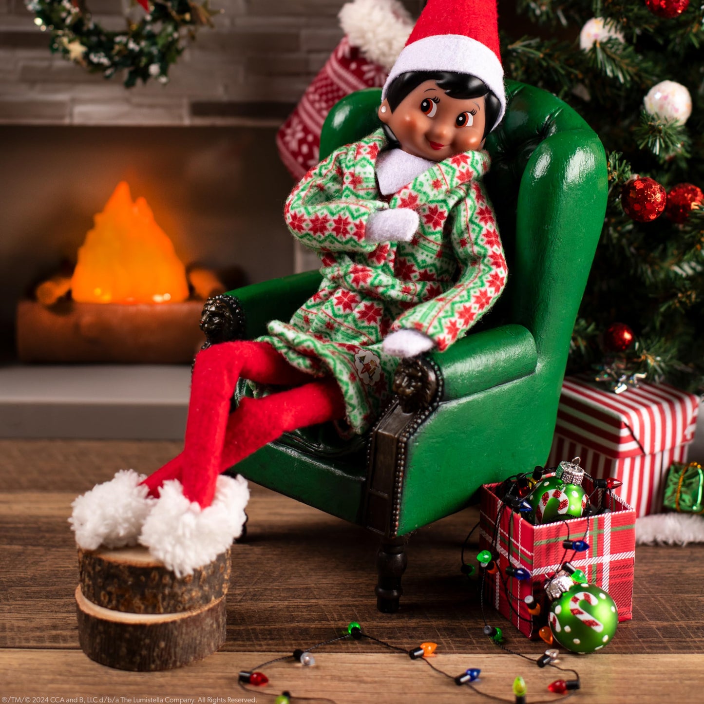 The Elf On The Shelf Claus Couture Snuggly Robe And Slippers Set - Cozy Holiday Robe And Slippers For Your Scout Elf - Includes