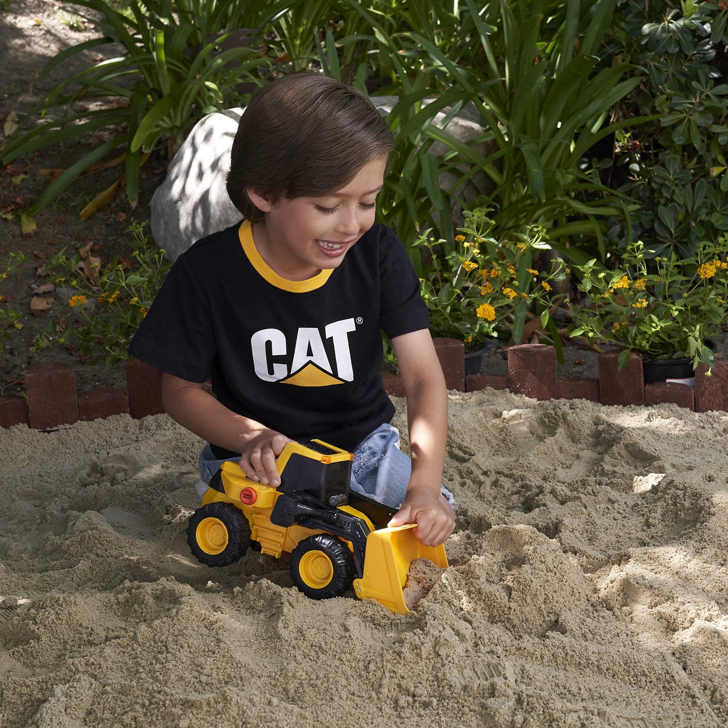 CAT Construction Toys, Construction 11.5'' Power Haulers Wheel Loader, Realistic Lights & Sounds, Motion Drive Technology, Worki