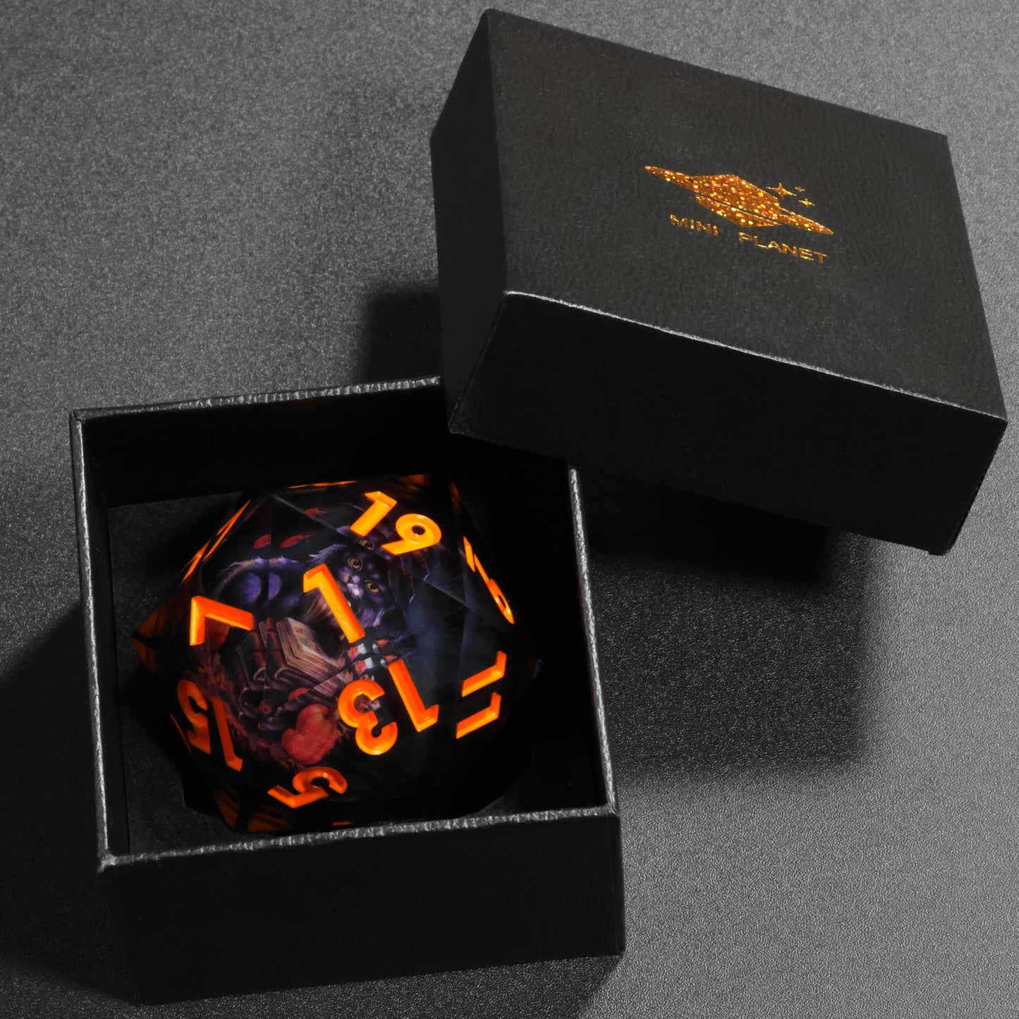 Mini Planet 50Mm Giant D20 Liquid Core Eyeball Polyhedral Mtg Table Games Aqua Dice E20-Led Black Cat